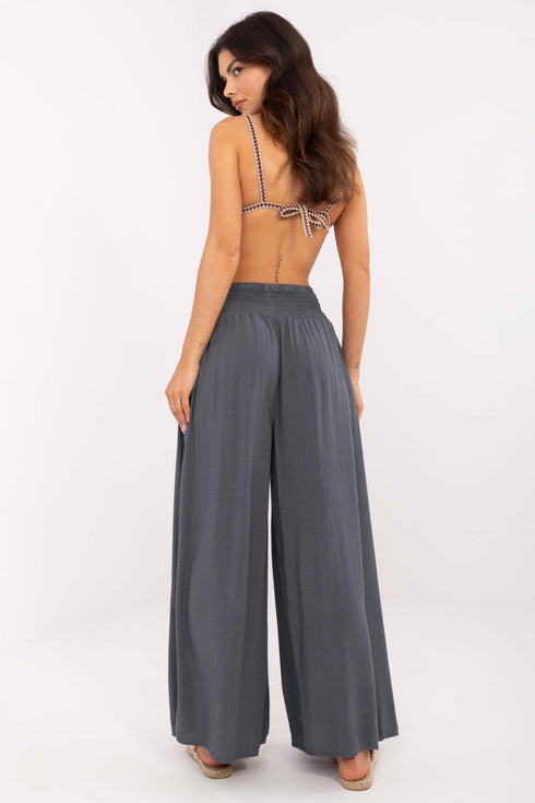 Women trousers model 210685 Och lla